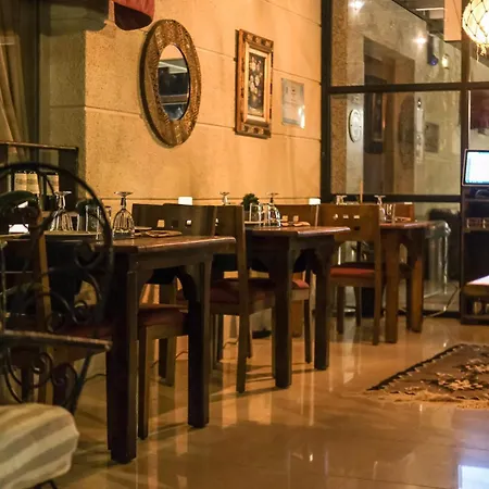 Smart Luxury & Готель 3*