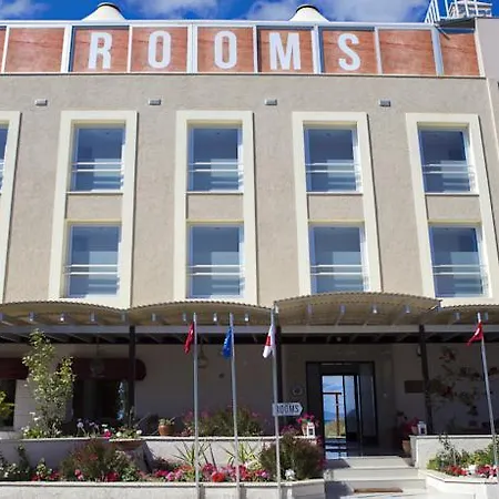 Hotel Smart Luxury & 4*
