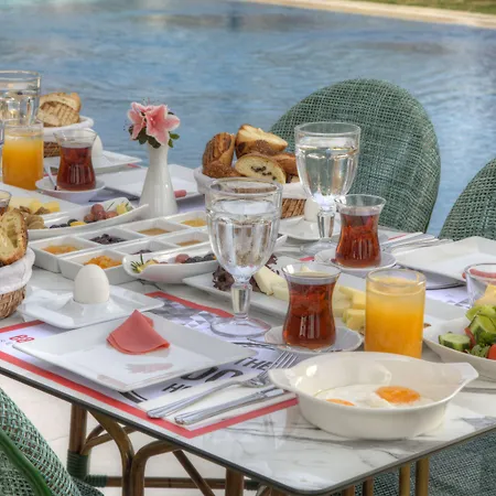 Hotel Smart Luxury & Cesme